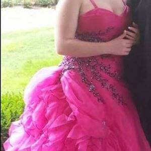 Prom, fancy event & quinceanera
